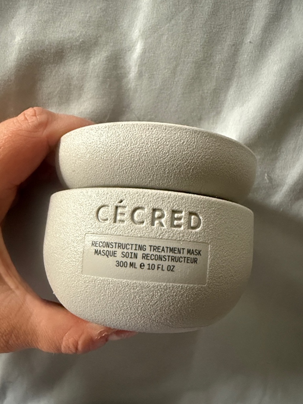 CÉCRED Reconstructing Treatment Mask - White